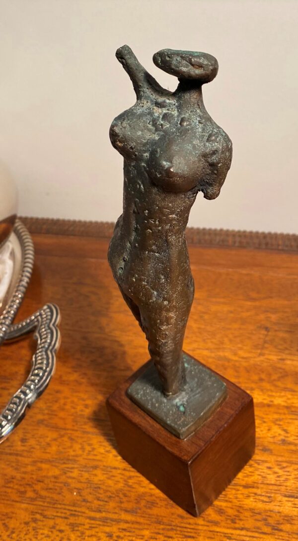 Francisco Stockinger escultura Figura feminina - Imagem 3