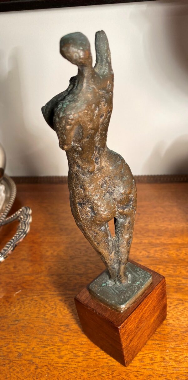 Francisco Stockinger escultura Figura feminina - Imagem 5